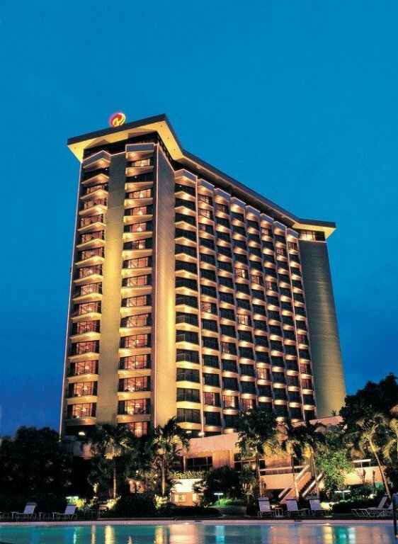 Hotel Century Park Hotel, Manila, photo