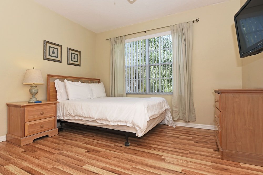 Фото 4630 4 Bedroom Private Pool Home, Cumbrian Lakes