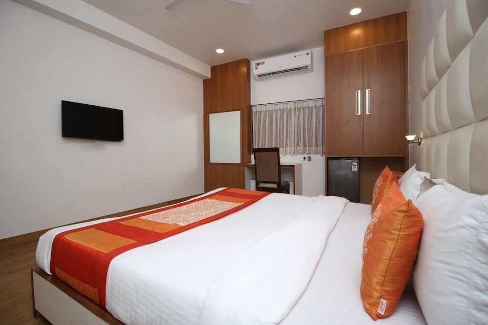 Фото Chanson Hotel