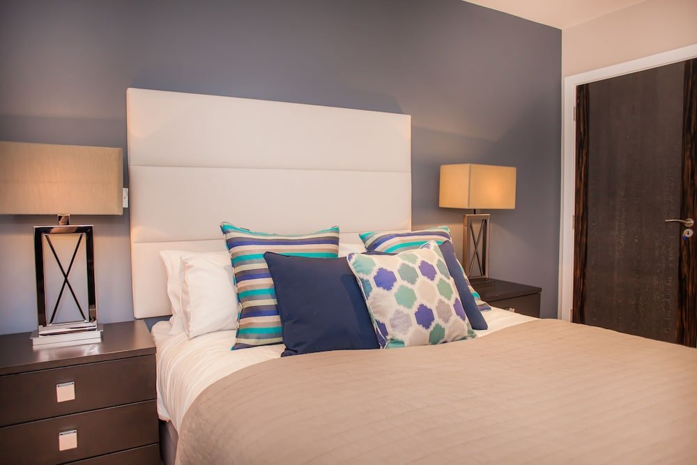 Фото Henge House, Penthouse Apartment