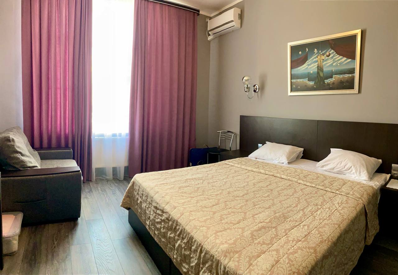 Фото отеля 2