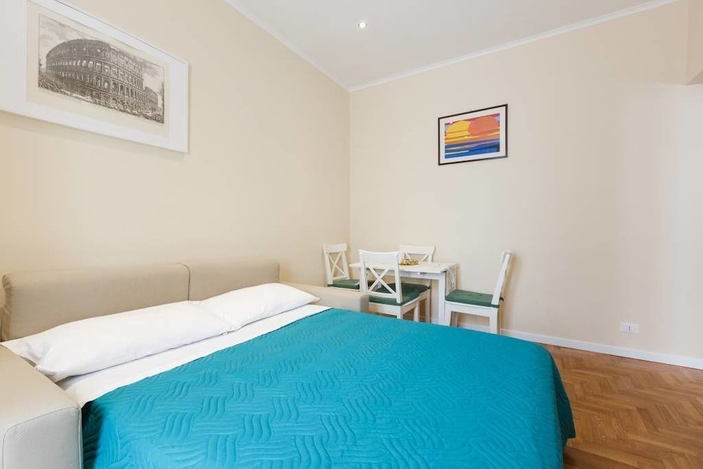 Фото Coliseum View Holiday Home