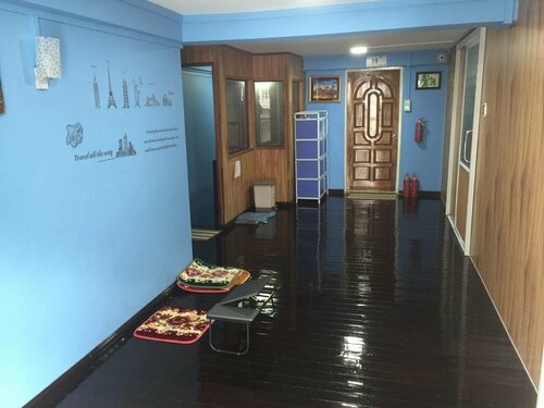 Хостел Htinn Yue Tan Hostel в Янгоне