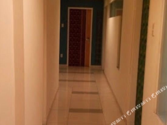 Фото Dewarna Zainul Arifin Malang