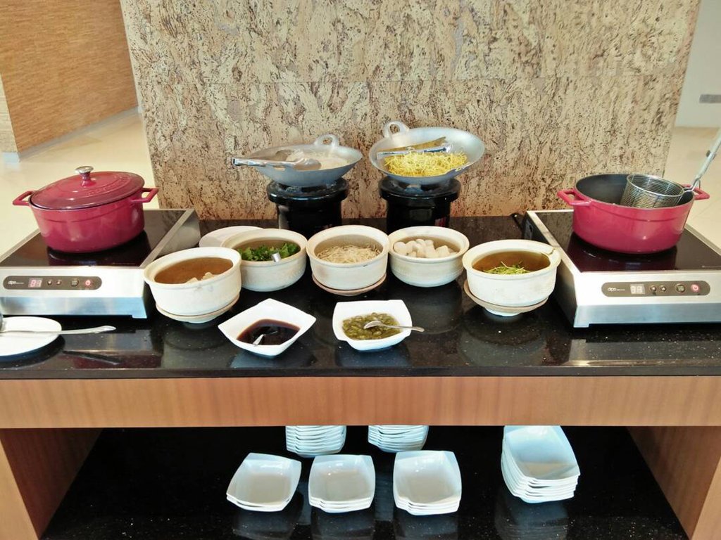 Фото Tamu Hotel & Suites Kuala Lumpur