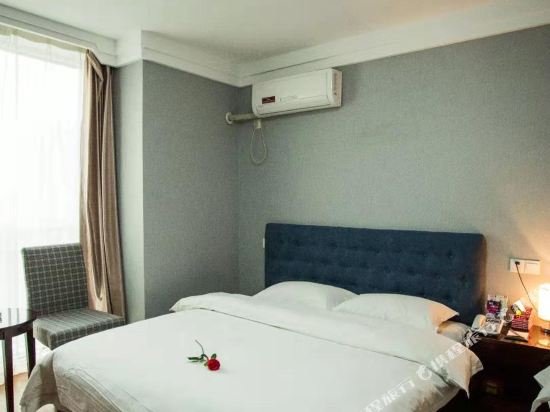 Фото Yong'anjun Business Hotel