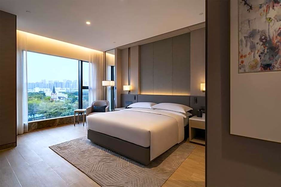 Фото DoubleTree by Hilton Shenzhen Nanshan Hotel & Residences