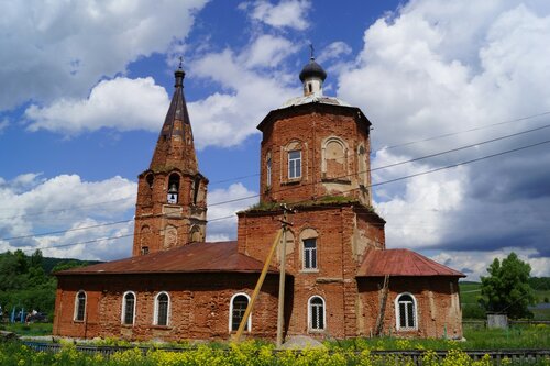 Iglesia ortodoxa Troitsky khram Desyatoye Vozdvizhenskoye blagochiniye Ufimskaya yeparkhiya, , foto