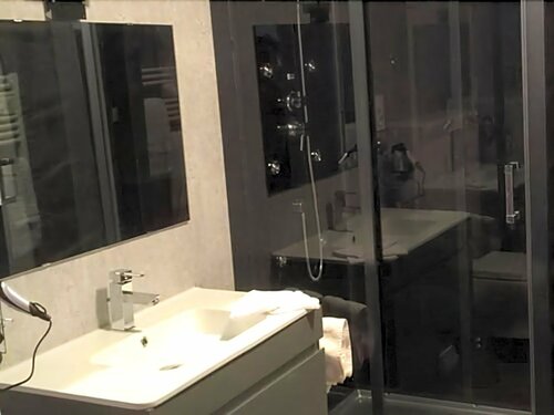 Гостиница Le Night в Фужер-Витре