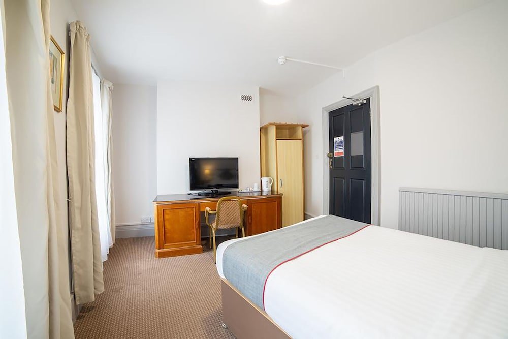 Фото Royal Hotel Kettering