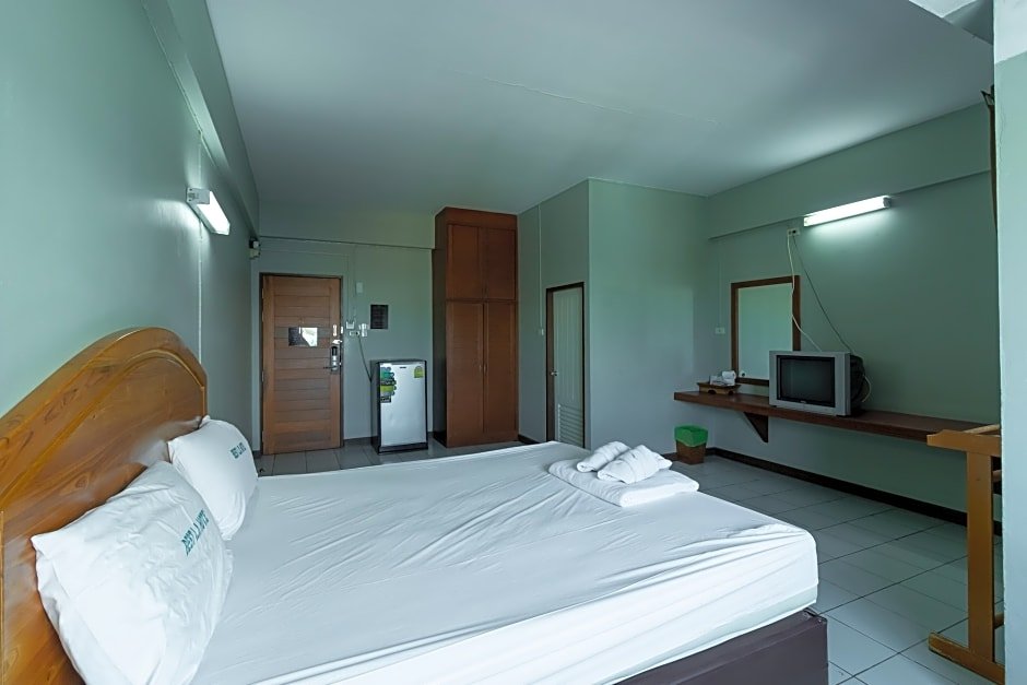 Фото Best Ld Hotel by Zuzu