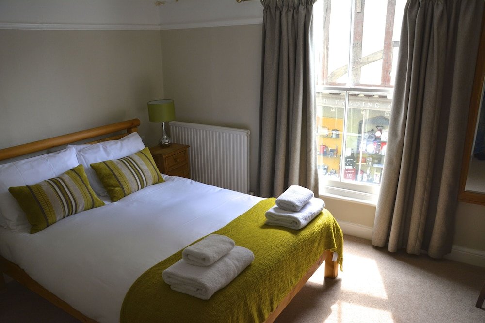 Фото Cathedral Gate Hotel