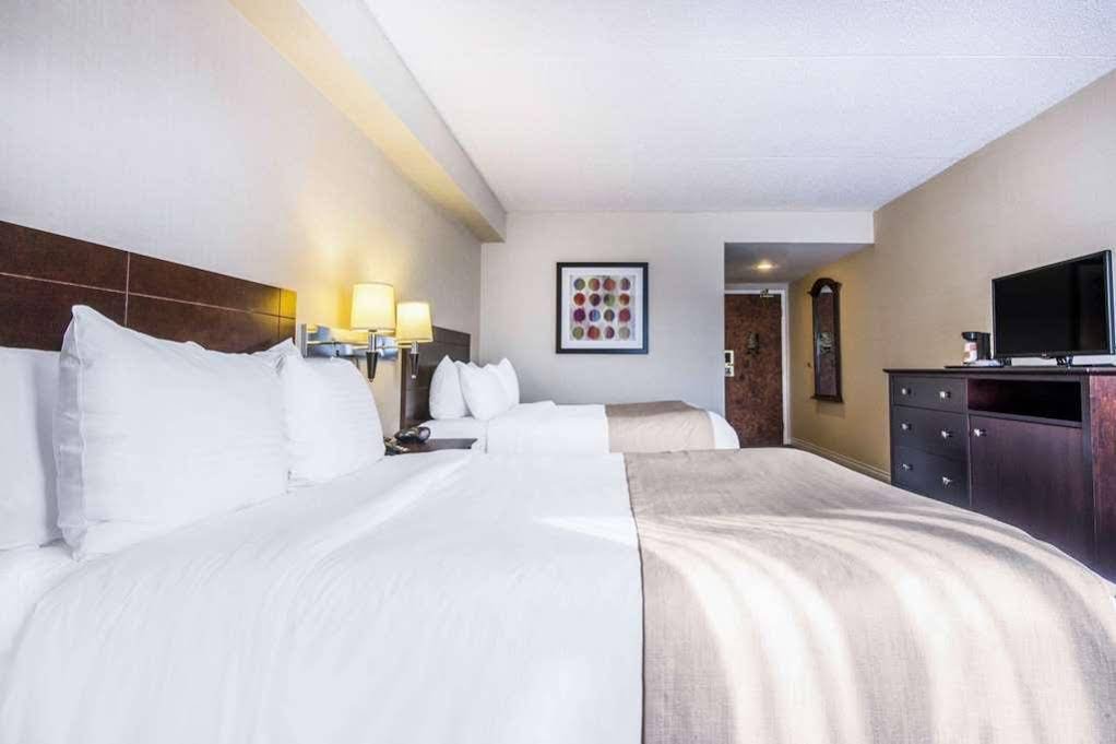 Фото Quality Inn Airport West