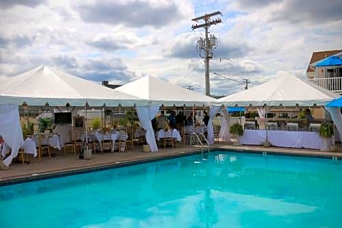 Фото The White Sands Oceanfront Resort & SPA