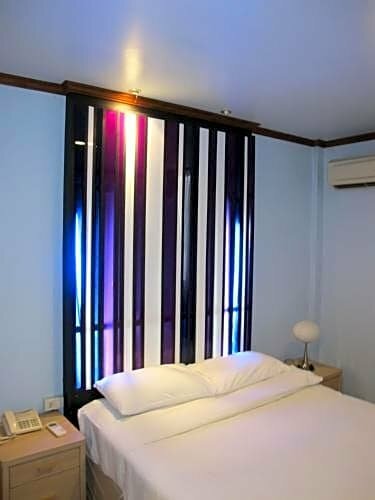 Hotel Suriwongse Hotel, Bangkok, photo