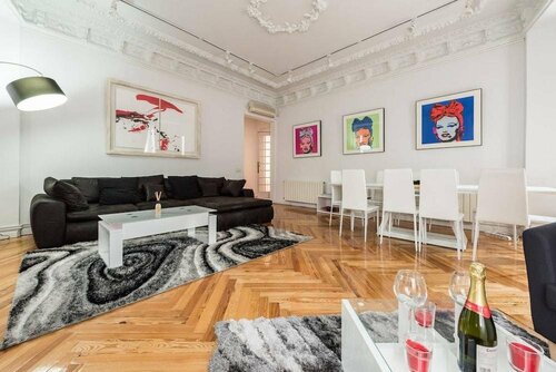 Апартаменты M&f Gran Vía 6 Apartamento в Мадриде