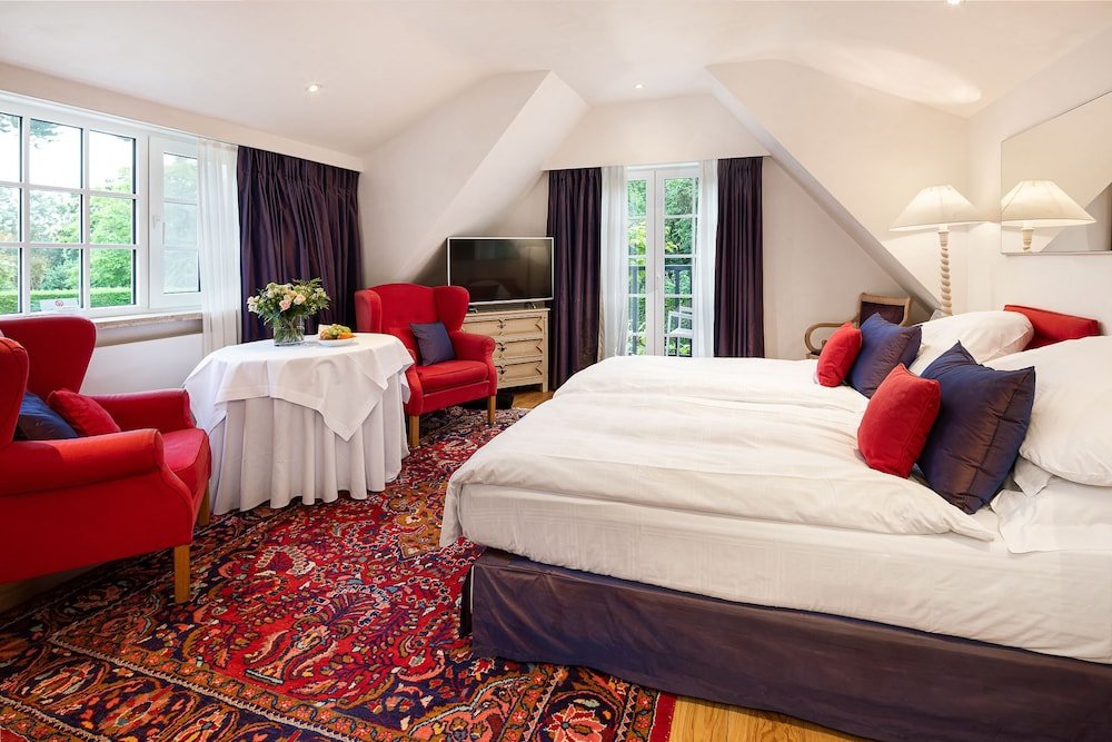 Фото Hotel Manoir du Dragon