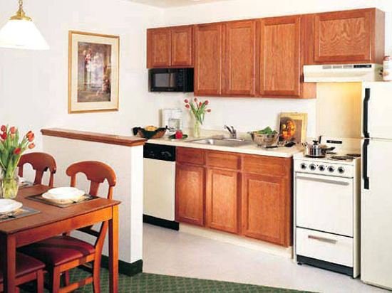 Фото TownePlace Suites by Marriott Detroit Dearborn