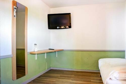 Гостиница Hotel Inn Design Issoudun в Исудёне