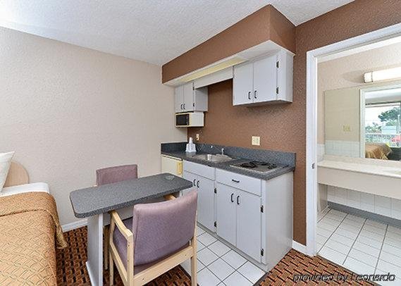 Фото Rodeway Inn