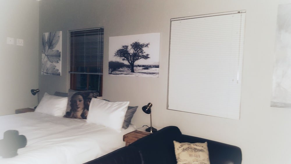 Фото Surfed Out - Plettenberg Bay