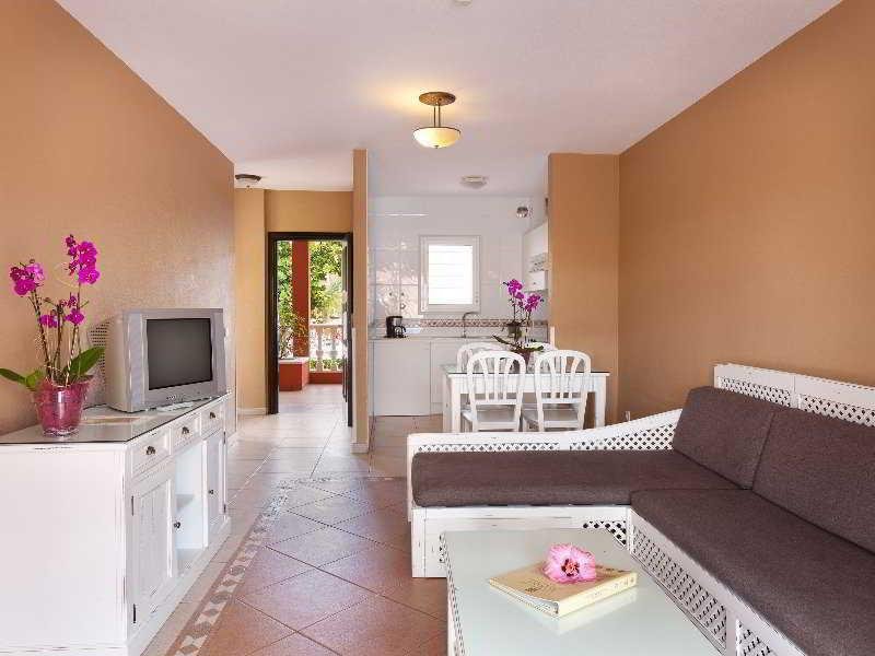 Фото Hotel El Duque