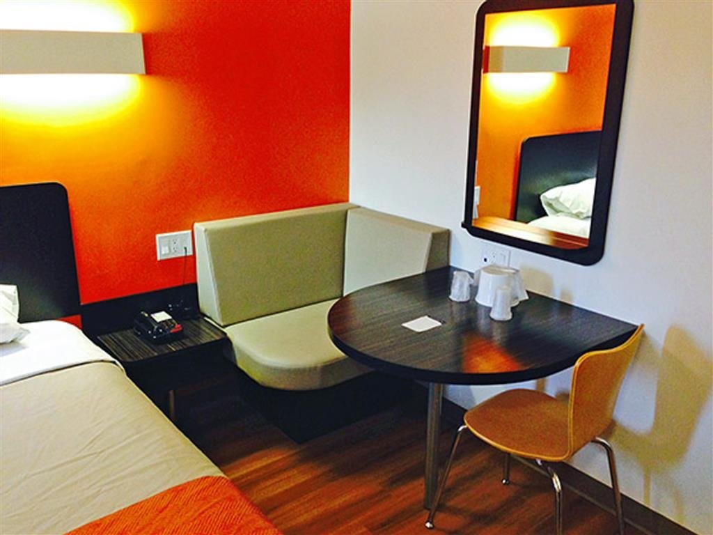 Фото Motel 6 National City Ca