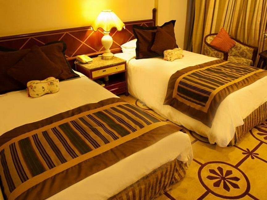 Фото Diamond City Hotel