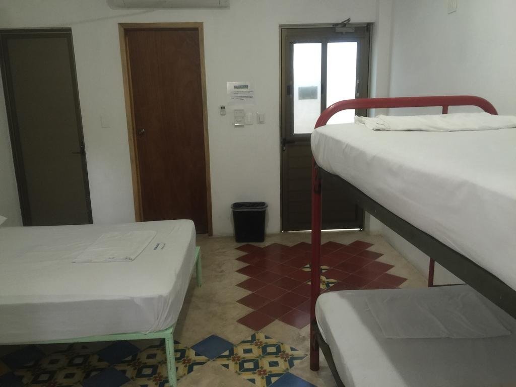 Фото Nomadas Hostel