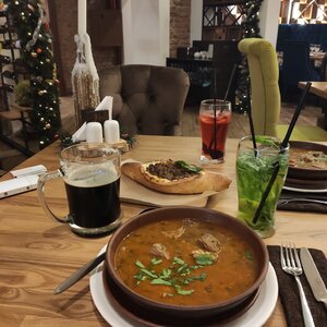 Satsivi (Sovetskaya Square, 16), restaurant