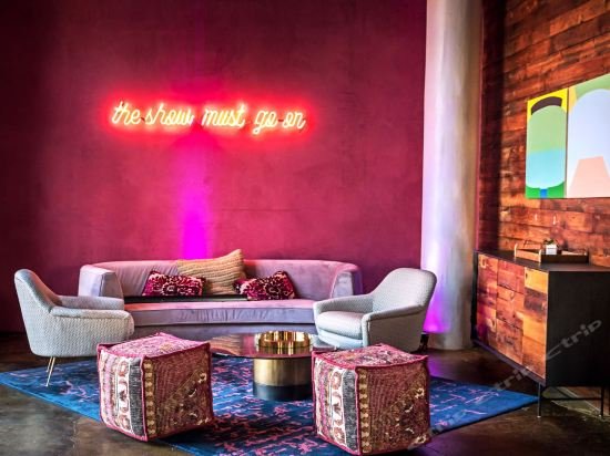 Фото Canvas Hotel Dallas