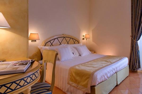 Фото Miramare E Castello Hotel