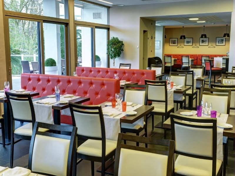 Фото Hotel Le Bayonne