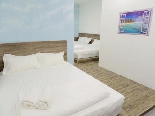 Фото Winggarden Murals House