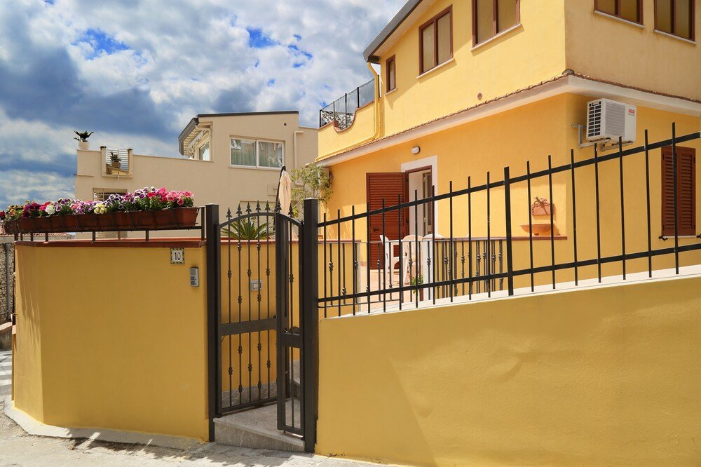 Фото Cartolina Apartment