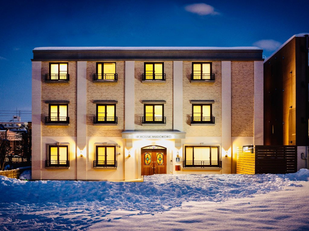 Фото отеля 1