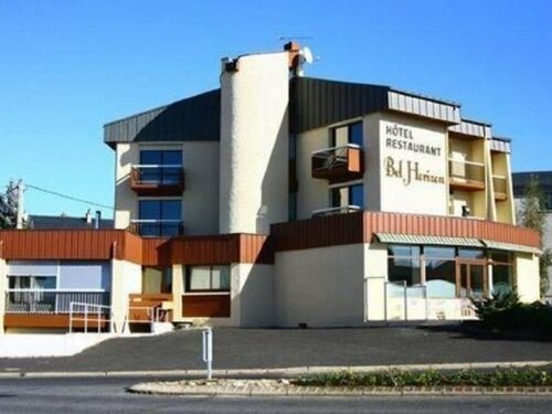 Гостиница H& xF4; tel Bel Horizon в Бриуде