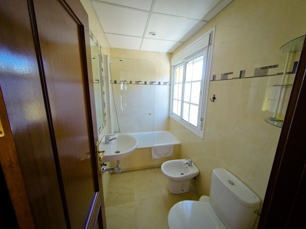 Фото Hostal La Muralla