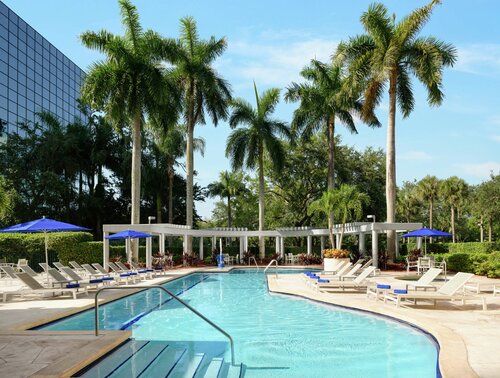Гостиница Hilton Boca Raton Suites в Бока-Ратоне