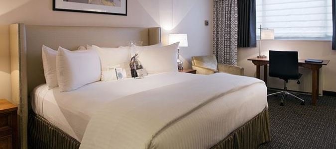 Фото State Plaza