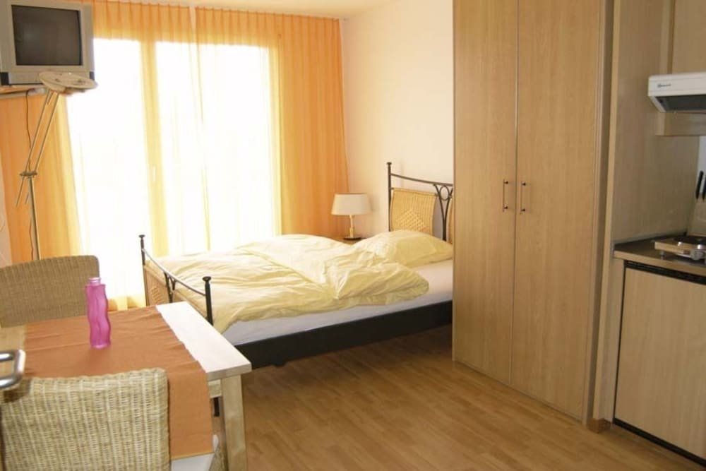 Фото Swiss Star Tower