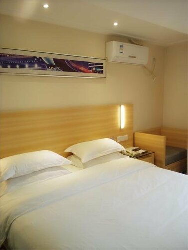 Гостиница City Comfort Inn Wuhan Zhuodaoquan Nan Road в Ухане