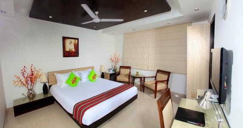 Фото Iris Park Hotel