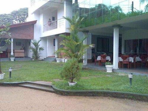 Гостиница Siyanco Holiday Resort в Полоннаруве