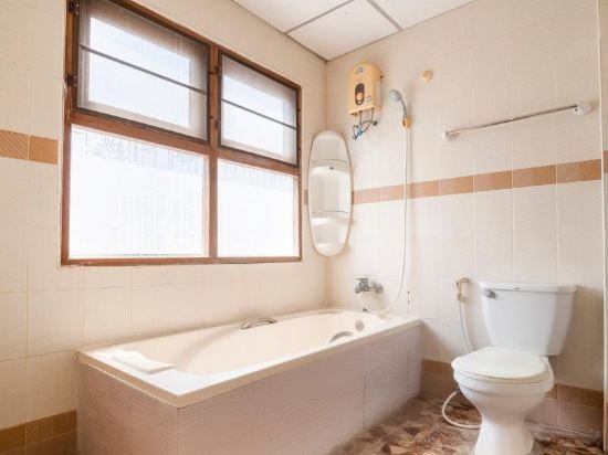 Фото Green Beach Pattaya