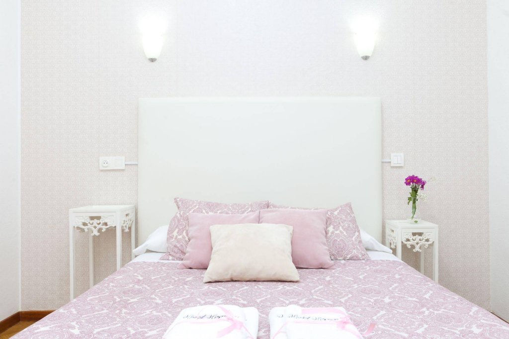 Фото Hostal Hispano Gran Vía