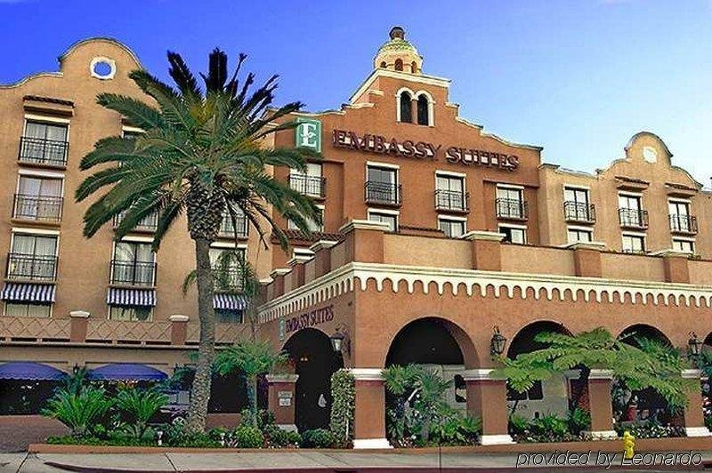 Фото Embassy Suites by Hilton Los Angeles Lax South/El Segundo