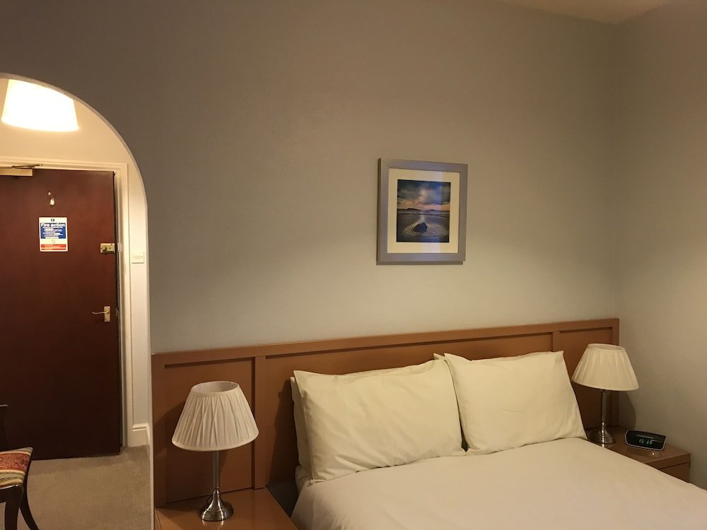 Фото Bowden Lodge Hotel