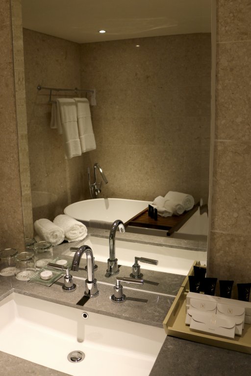 Фото Vasa Hotel Surabaya