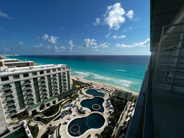 Фото Secrets The Vine Cancun All Inclusive